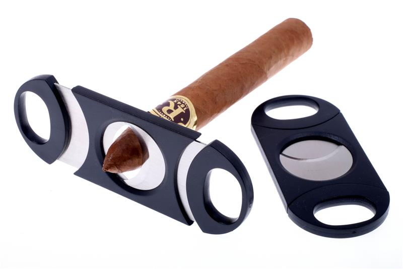 Can you bring a Cigar Cutter on a Plane international