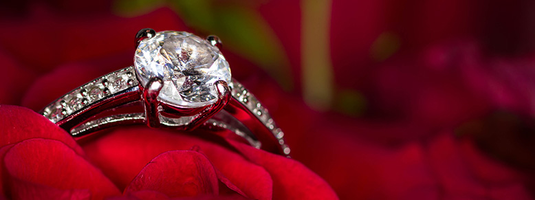 Exploring the Quality and Beauty of Lab-Grown Diamond Engagement Rings