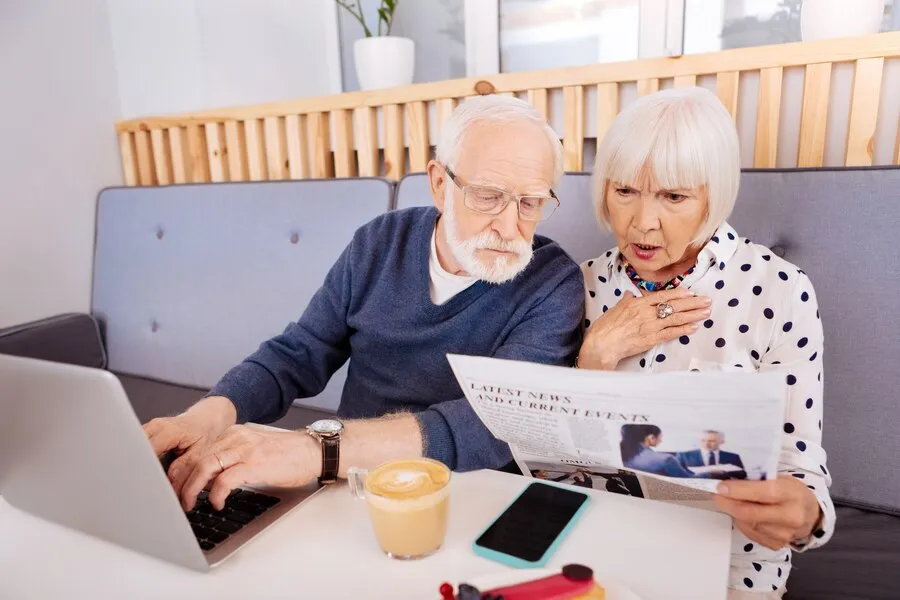 Safeguarding Seniors’ Finances: Signs, Prevention, and What to Do