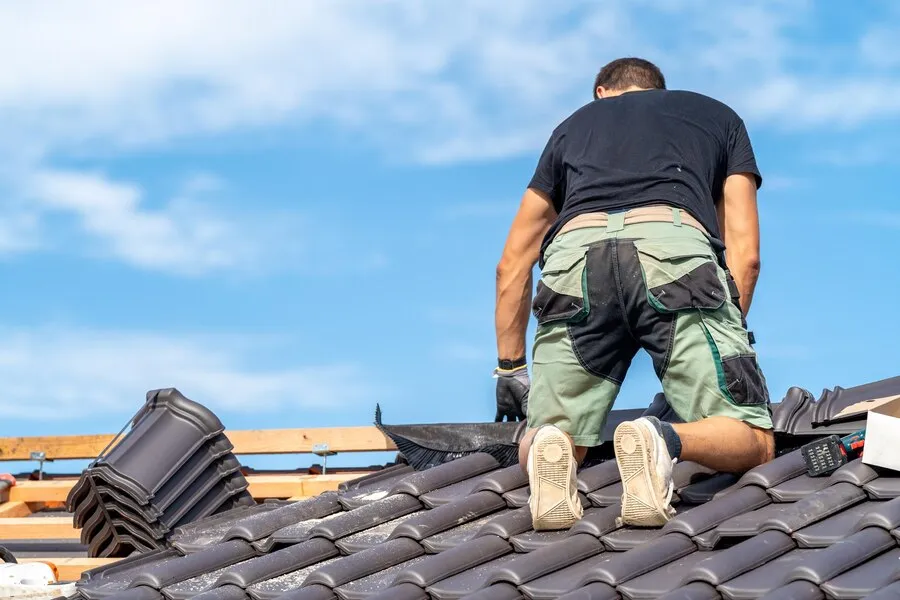 How to Choose the Right Roof Repair Service: Key Factors to Consider