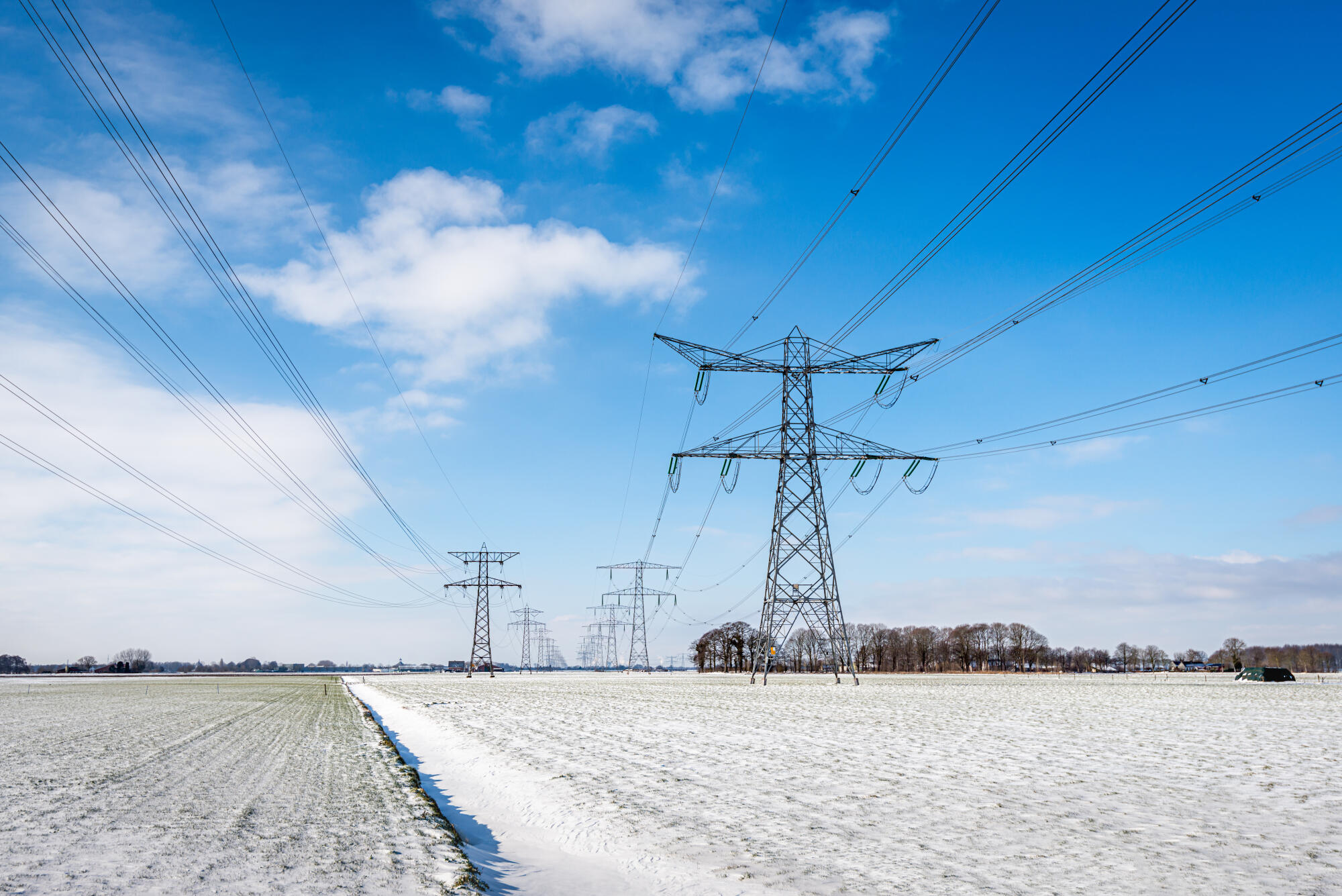 The Role of Substation Equipment in Ensuring Reliable Power Supply